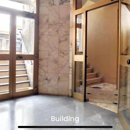 Metro Famagosta - Luminoso Appartamento Con Balcone Free Wifi & Parking Мілан Екстер'єр фото